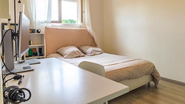 Jolie Maison de 158 m² proche des commodités avec piscine et dépendance - Bergerac