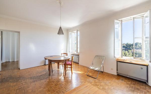 Maison à vendre    6 pièces • 167 m2 Colomars