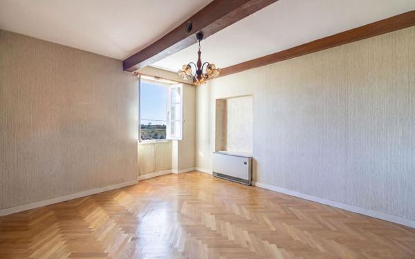 Maison à vendre    6 pièces • 167 m2 Colomars