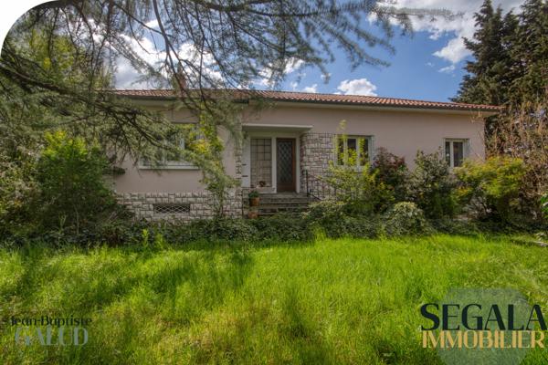 Carmaux (81400) 4 chambres de plain-pied, volumes généreux, terrain de plus d’1 hectare