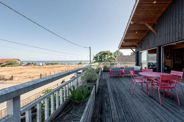 CASSY LANTON, villa bois d’architecte, vue Bassin