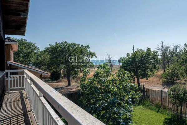 CASSY LANTON, villa bois d’architecte, vue Bassin
