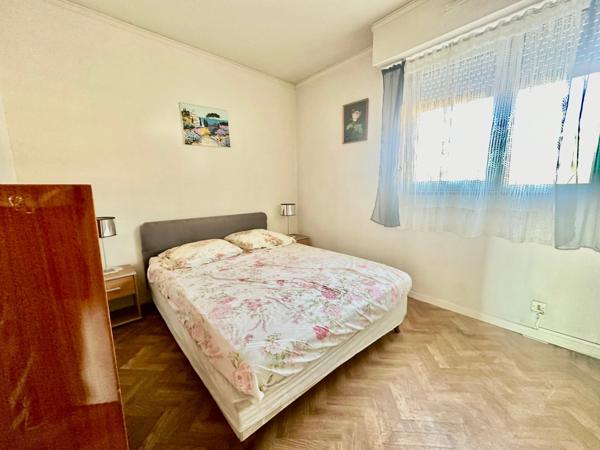 SIX FOURS LES PLAGES- QUARTIER LES LÔNES-T2 à 50m DE LA PLAGE