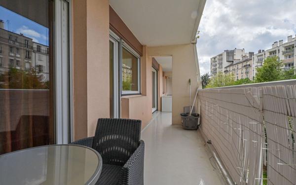 Appartement à vendre    4 pièces • 79,60 m2 Paris 20