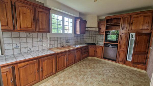 Maison - 10 pièces - 188 m²