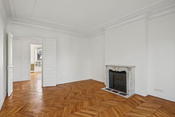 Paris 8ᵉ – Saint-Philippe-du-Roule / Faubourg Saint-Honoré