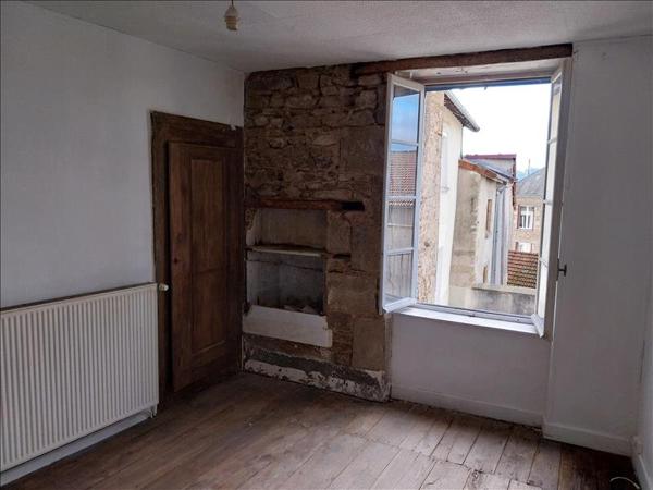 Immeuble à vendre |  Bourganeuf |  228 m²