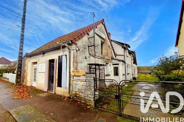 Immeuble à vendre 221 m² Donzy