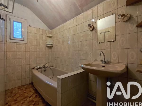 Immeuble à vendre 221 m² Donzy