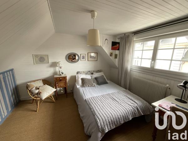 Maison de ville 10 pièces de 208 m² à Lannion (22300)