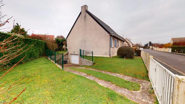 Maison de Plain Pied à Courseulles