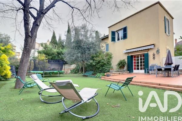 Maison à vendre 11 pièces 228 m² Marseille 8