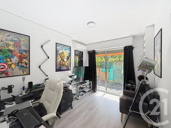 Appartement F4 à vendre  4 pièces - 78,48 m 2   ANTIBES  - 06