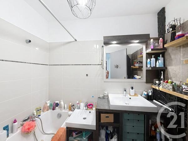 Appartement F4 à vendre  4 pièces - 78,48 m 2   ANTIBES  - 06