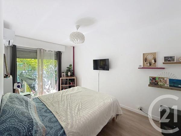 Appartement F4 à vendre  4 pièces - 78,48 m 2   ANTIBES  - 06