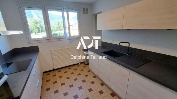Appartement T4 à ST MARTIN D HERES