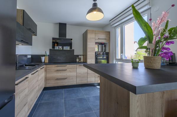 Magnifique appt en REZ DE JARDIN de 2,3 ares avec 3 chambres de 2023.