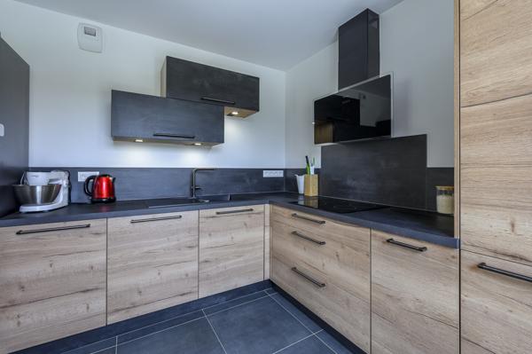 Magnifique appt en REZ DE JARDIN de 2,3 ares avec 3 chambres de 2023.