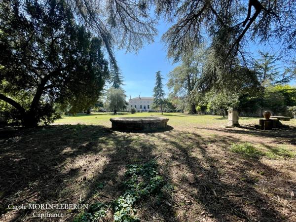 Axe La Réole-Marmande, maison bourgeoise, grange attenante et terrain 11 800 m²