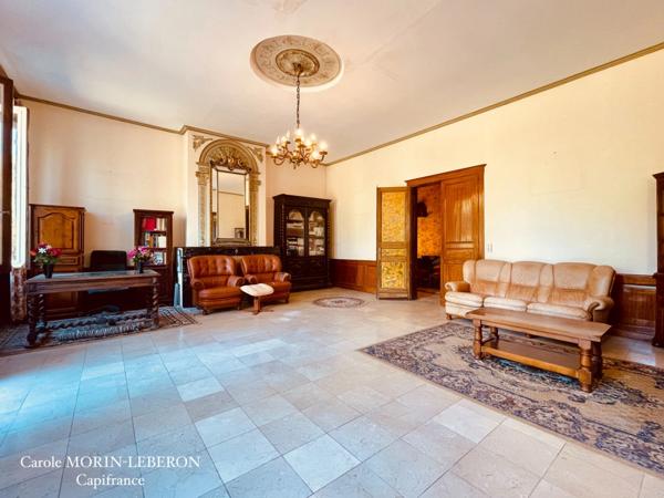 Axe La Réole-Marmande, maison bourgeoise, grange attenante et terrain 11 800 m²