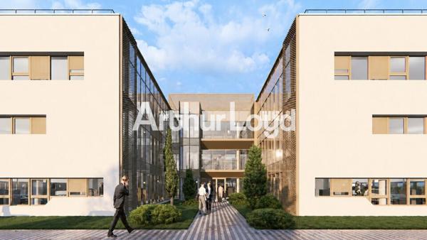 SAINT CYR SUR LOIRE BUREAUX A LOUER 2670 M² DIVISIBLES 172 parkings