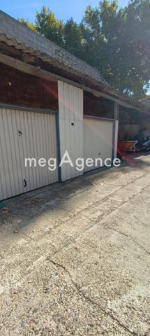 Maison à ARLES, 13200 - 15 pièces 357m²