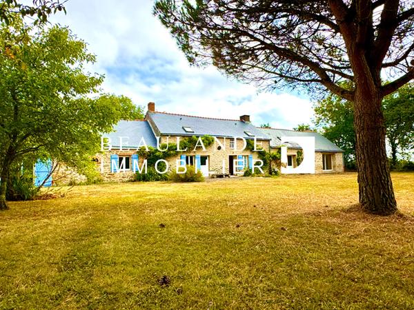 Longère Saint Lyphard 281 m2,  
Saint lyphard 44410