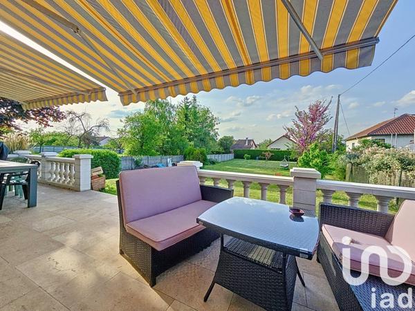 Maison traditionnelle 8 pièces de 140 m² à Arpajon (91290)