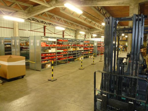 CHATEAU THIERRY (02) à vendre ou à louer un bâtiment industriel de 900 m2 sur un terrain clos