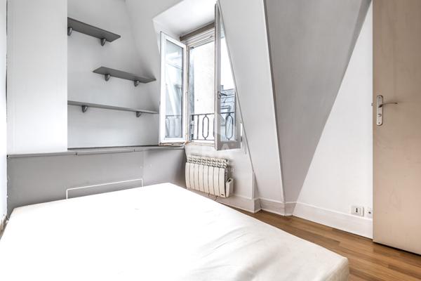 Appartement Paris 2 pièce(s) 27 m2
