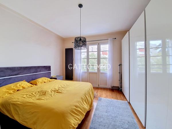 Appartement de 73m2 avec garage.
