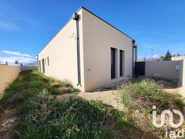 Maison traditionnelle 4 pièces de 128 m² à Canet (11200)