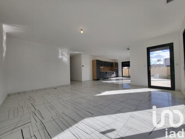 Maison traditionnelle 4 pièces de 128 m² à Canet (11200)