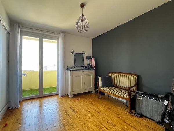 Appartement t4 de 74m² avec terrasse