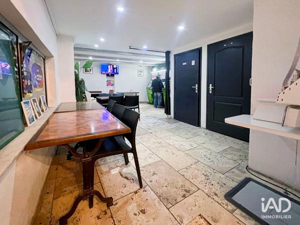 Bar-brasserie à vendre 160 m² Arles