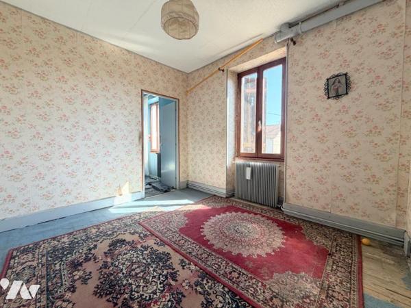 IMMEUBLE de 8 pièces