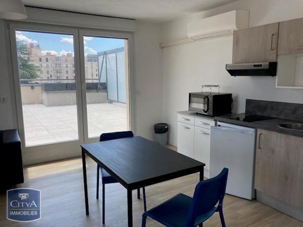 Appartement à louer 1 pièce 38.82m² Lyon (69007)