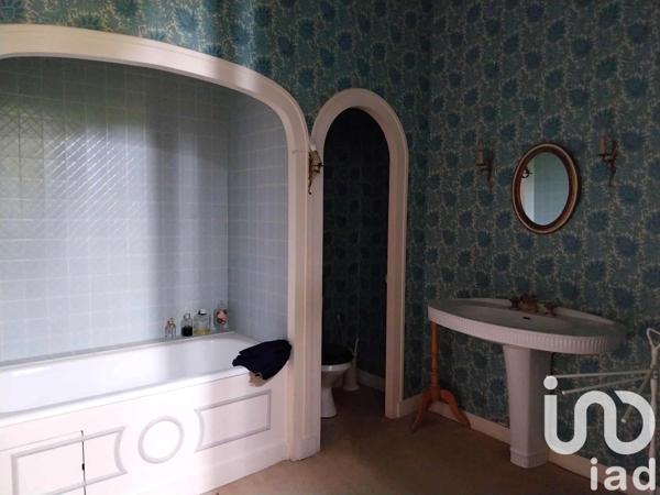 Maison à vendre 8 pièces 192 m² Sainte-Croix-de-Mareuil