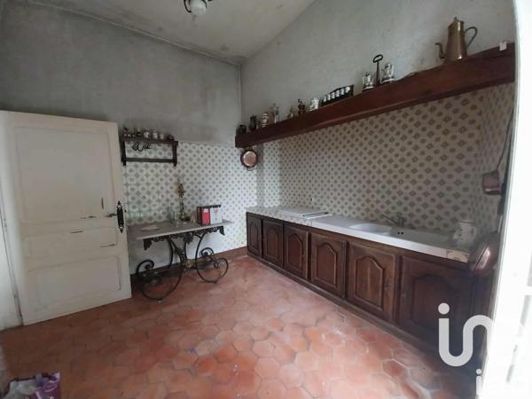 Maison à vendre 8 pièces 192 m² Sainte-Croix-de-Mareuil
