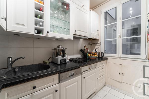 Appartement à vendre  3 pièces - 60 m2 PARIS - 75018