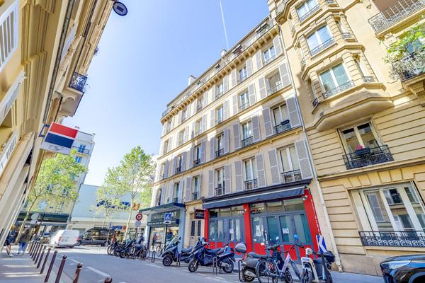 Appartement Paris 75017 Batignolles 3 pièces 58.5 m2