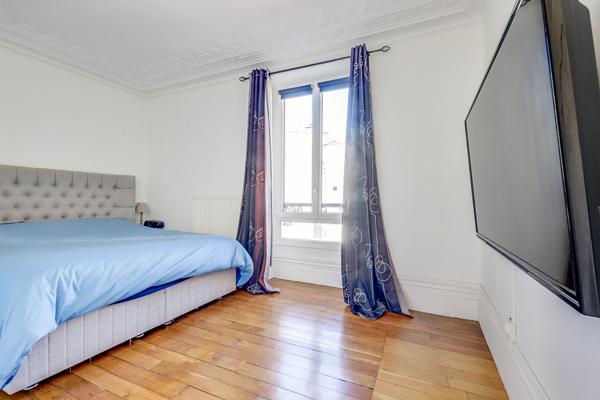 Appartement Paris 75017 Batignolles 3 pièces 58.5 m2