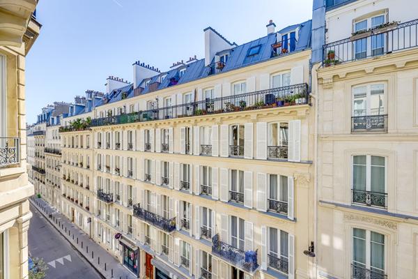 Appartement Paris 75017 Batignolles 3 pièces 58.5 m2
