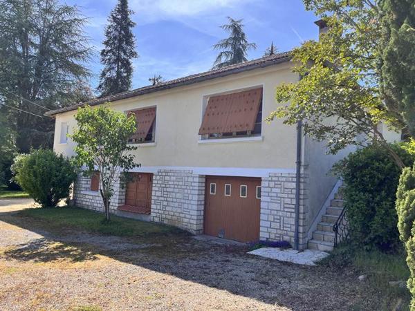 Maison à vendre 180 000 € Neuvic 6 p 135 m² DPE E
