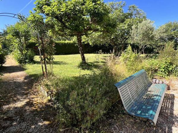 Maison à vendre 180 000 € Neuvic 6 p 135 m² DPE E