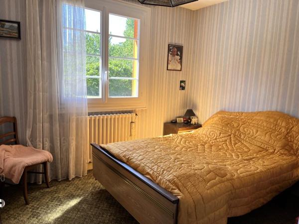 Maison à vendre 180 000 € Neuvic 6 p 135 m² DPE E