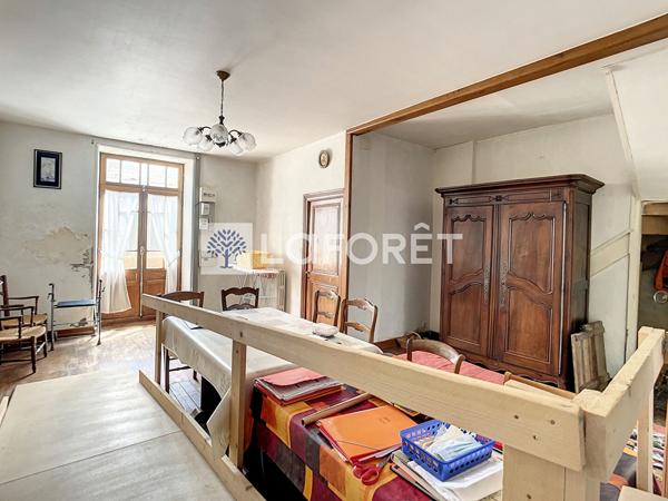 Achat maison Ménigoute - 8 pièce(s) - 187 m² - 67 140 €