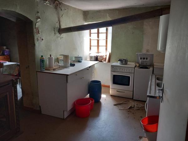 Appartement  6 pièce(s) 85 m2 & 286 m² avec les dépendances