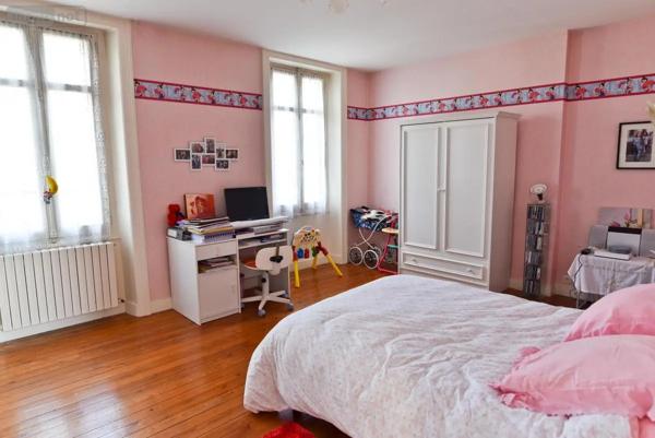 Achat - Maison Laval 53000 10 pièces 315 m 2 625 m 2