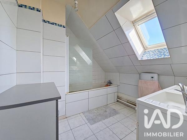 Maison à vendre 6 pièces 91,27 m² Gironville-sur-Essonne